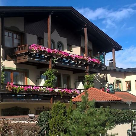 Dietrichsteinerhof Apartments&Rooms Faak am See Exterior foto